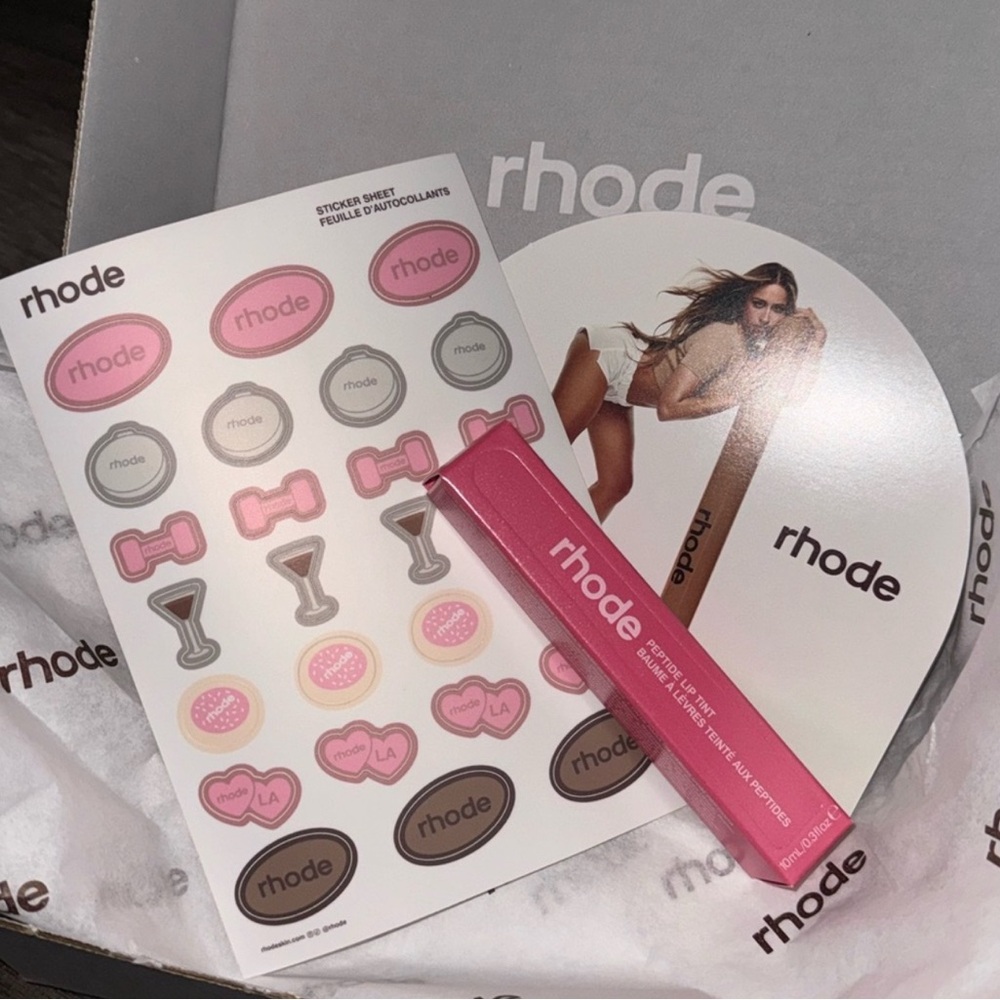 LIMITED EDITION - Rhode Skin Peptide Lip Tint - Sugar Cookie
